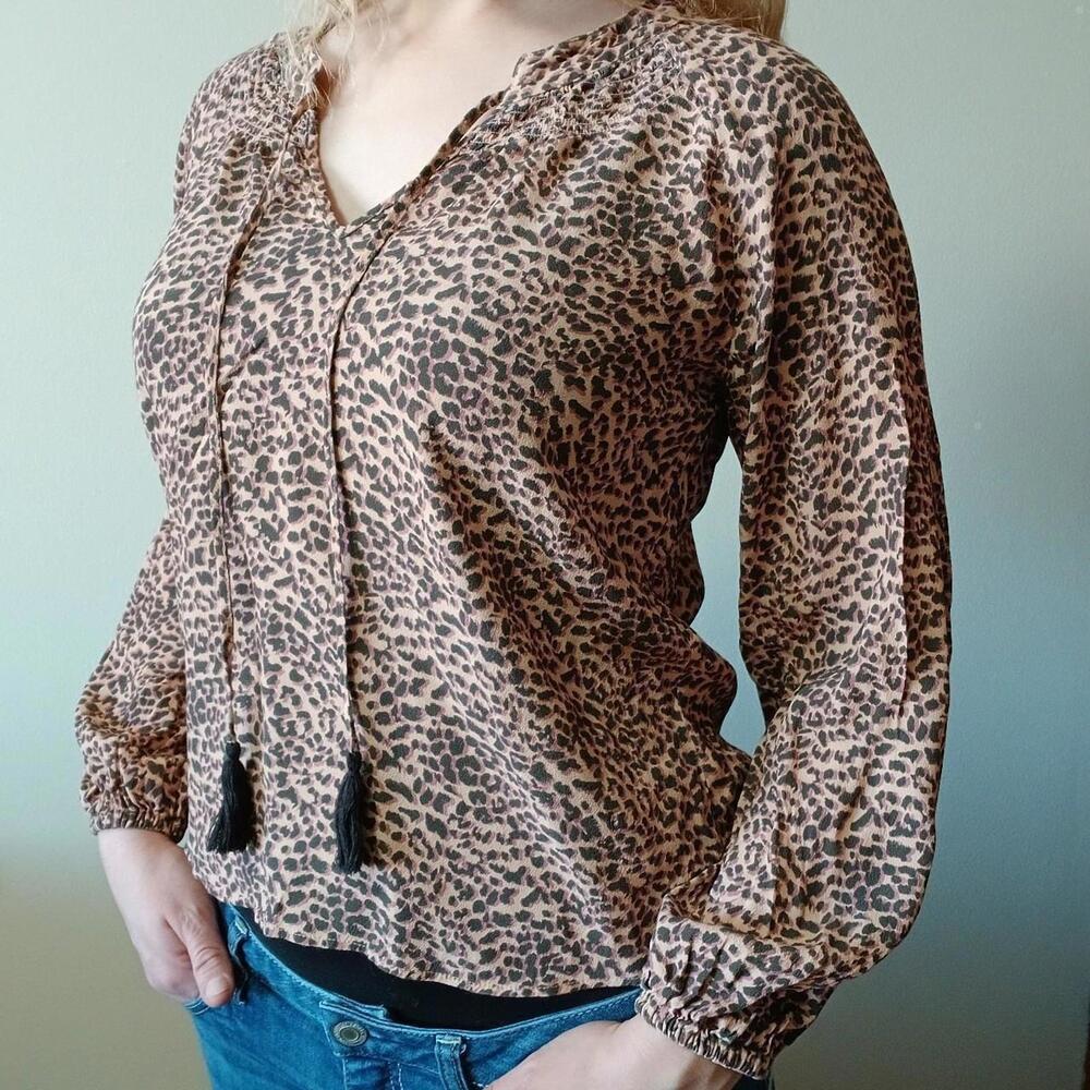 Boho leopard print‎ peasant blouse - Picture 3 of 5